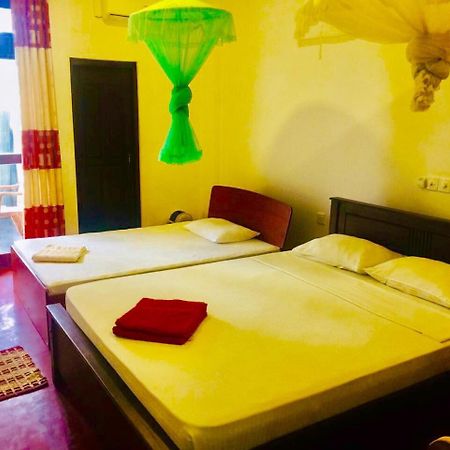 Sanovin Hotel 미리사 외부 사진