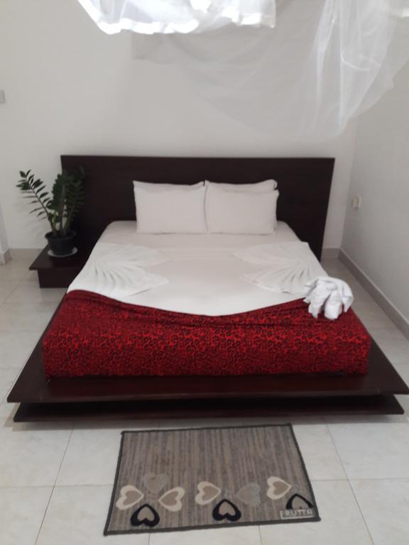 Sanovin Hotel 미리사 외부 사진