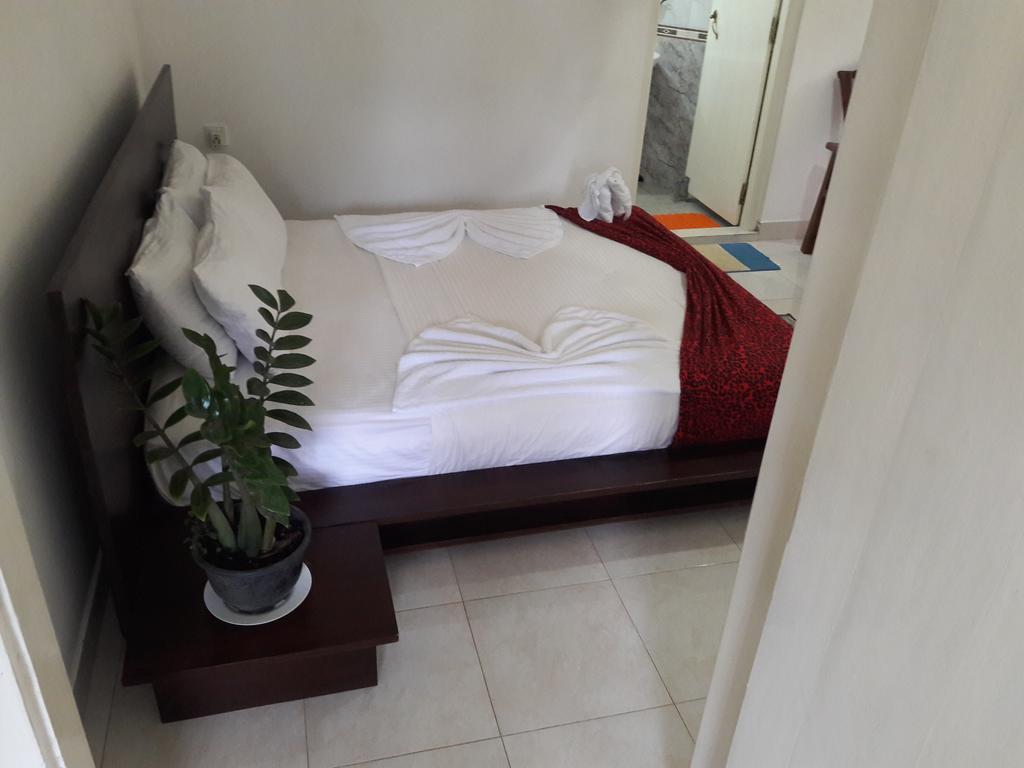 Sanovin Hotel 미리사 외부 사진