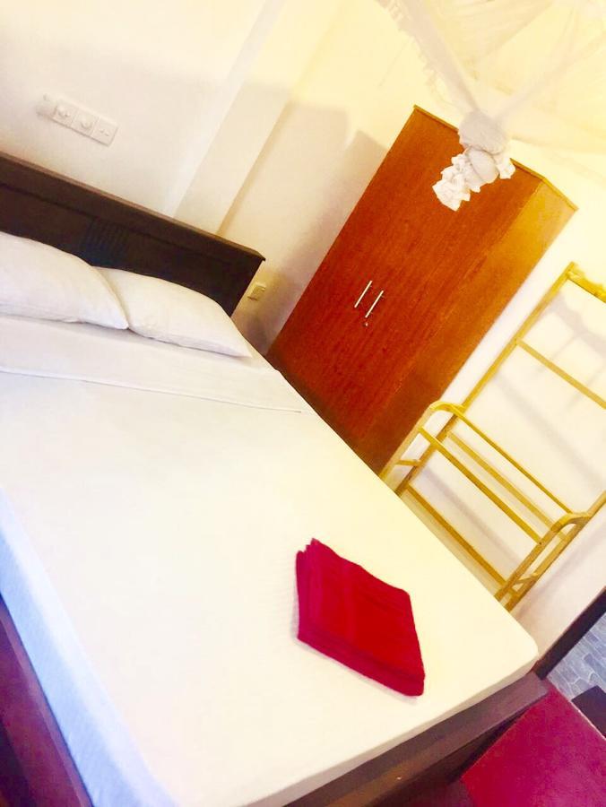 Sanovin Hotel 미리사 외부 사진